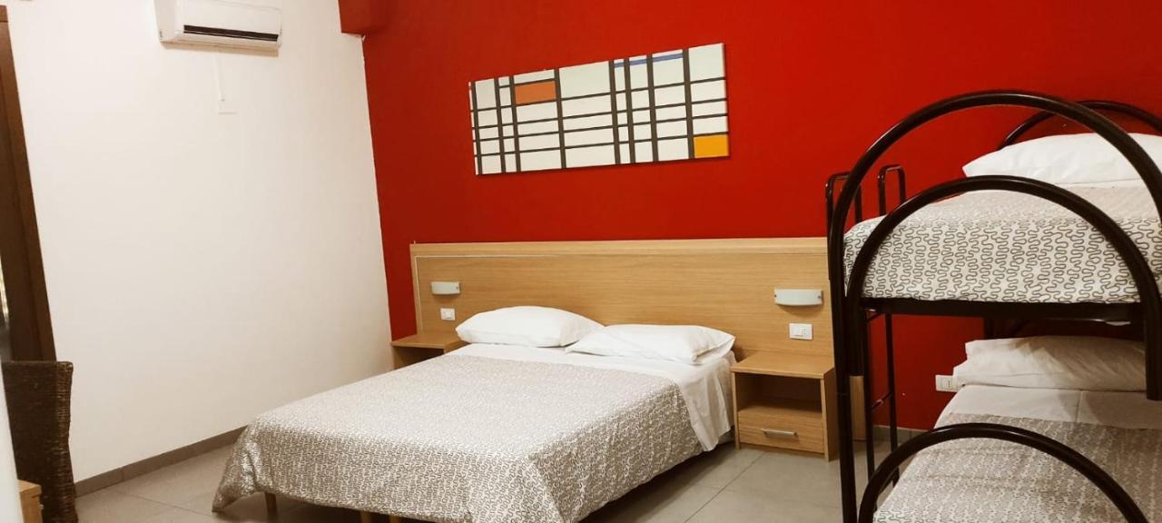 Parco Degli Ulivi Hotel Mirabella Imbaccari Ngoại thất bức ảnh