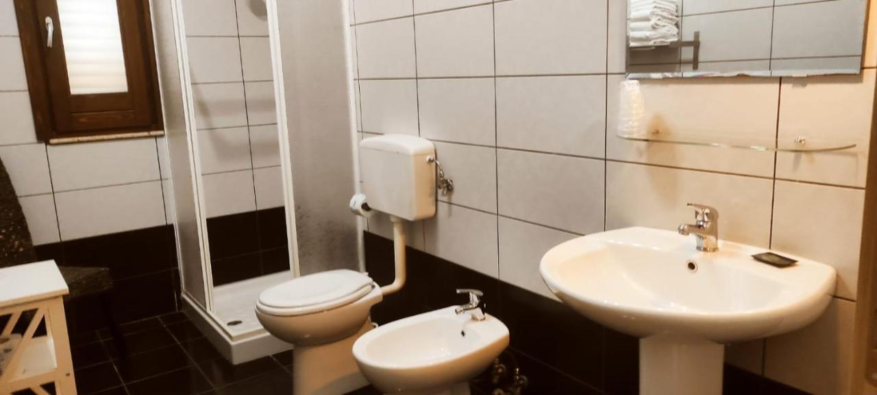 Parco Degli Ulivi Hotel Mirabella Imbaccari Ngoại thất bức ảnh